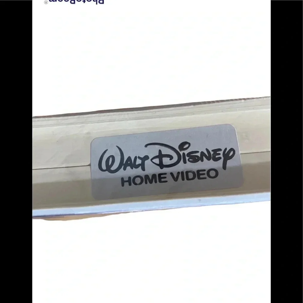 New Sealed in Plastic Walt Disney Masterpiece Collection Sword in The St…